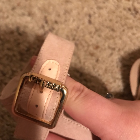 Nude blush guess chunky heels - Picture 2 of 4